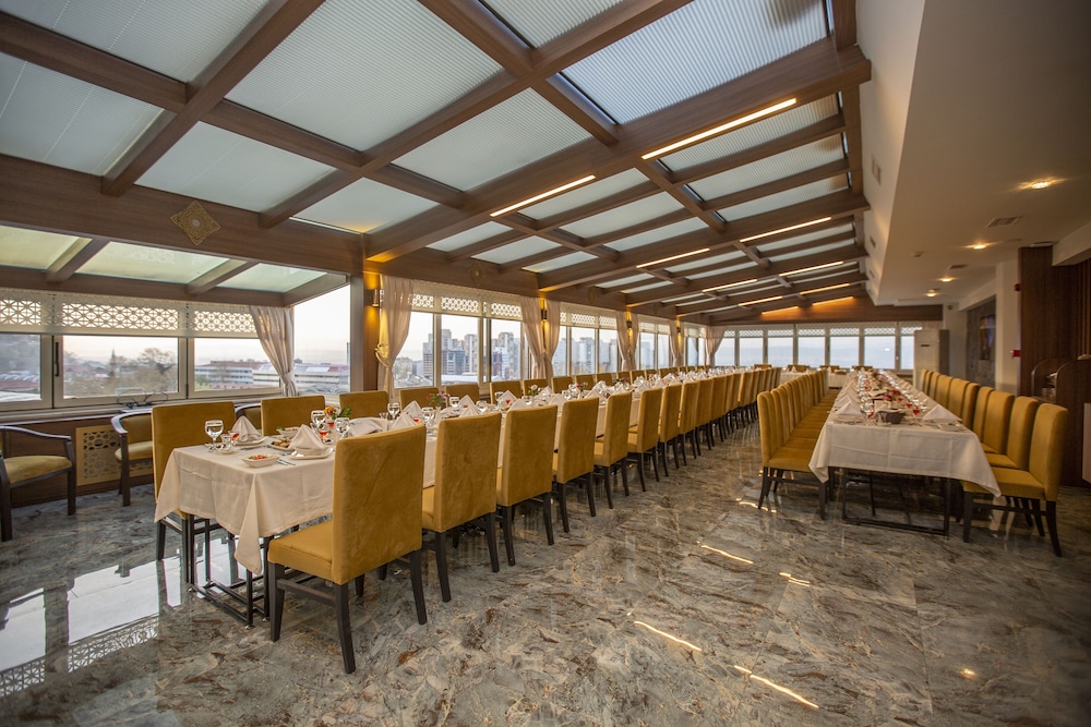 EFEHAN HOTEL 16/24