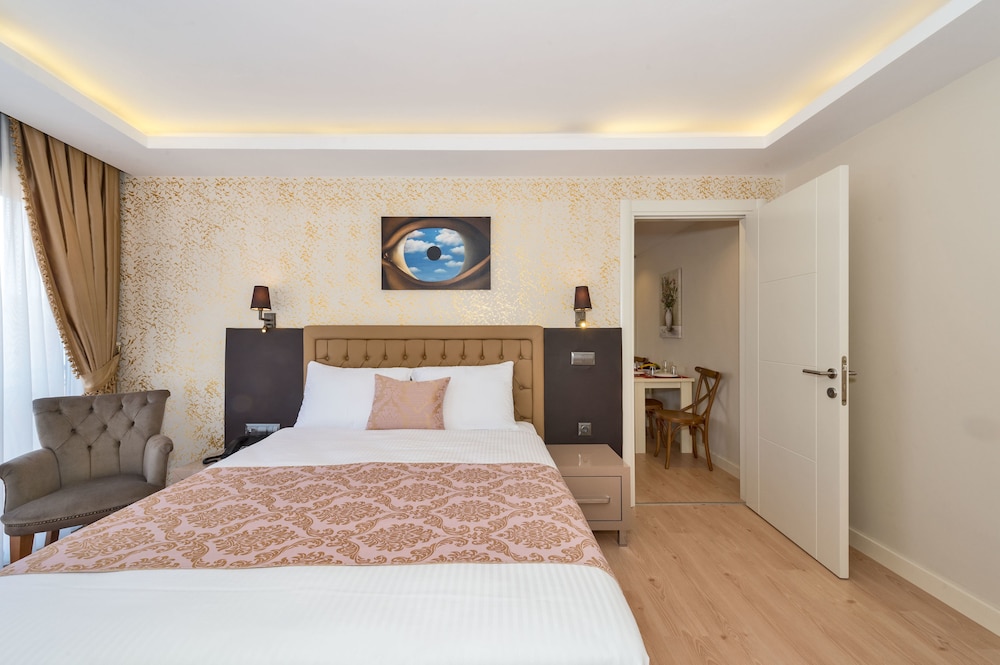 Gen Suites 8/50