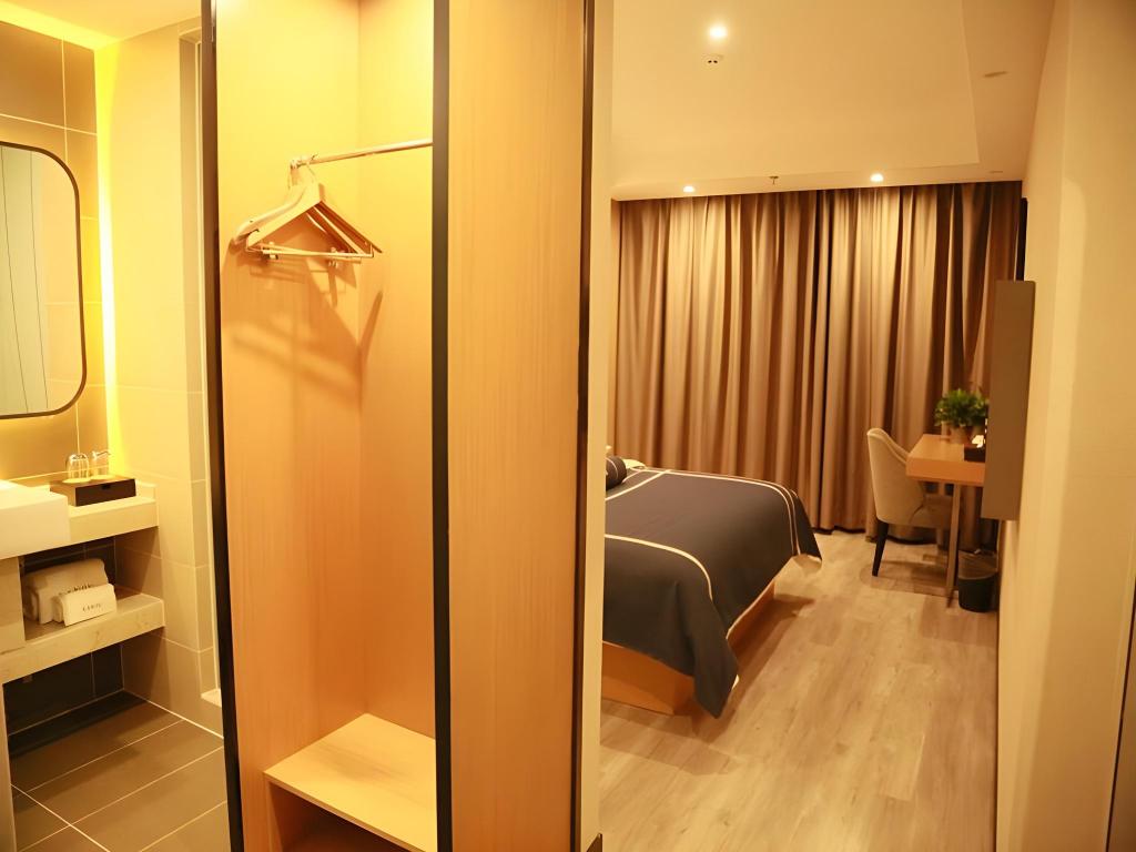 Lano Hotel (Guiding Yongchao Pedestrian Street) 38/54