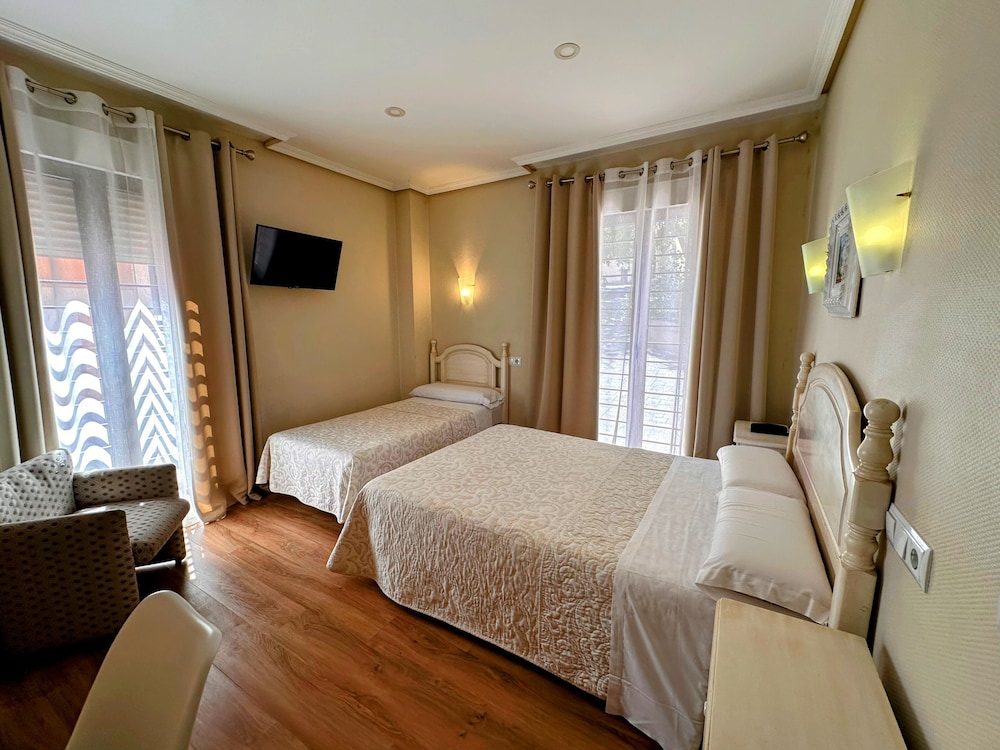 Hostal Toledo 19/50
