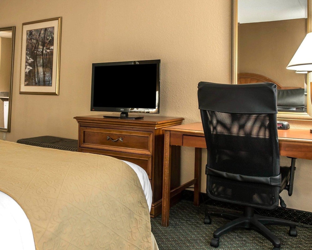 Quality Inn Southfield - Detroit 37/39