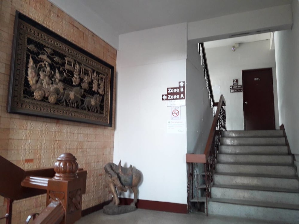 Inter Inn Chiangmai 6/25