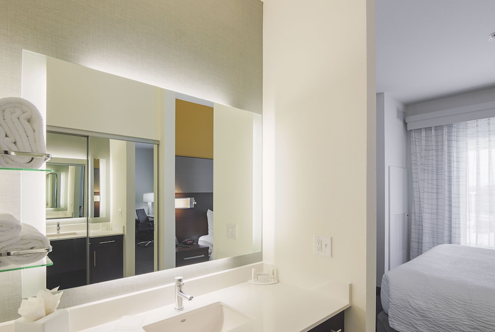Residence Inn Denton 8/37
