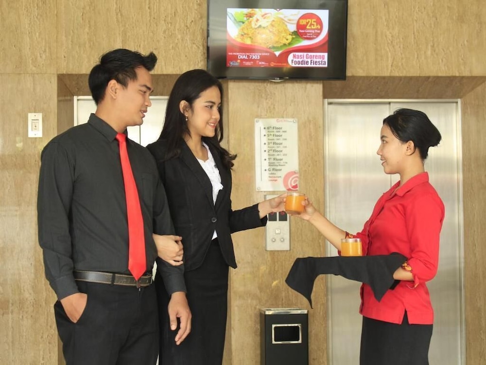 Noola Hotel Cilacap 12/68