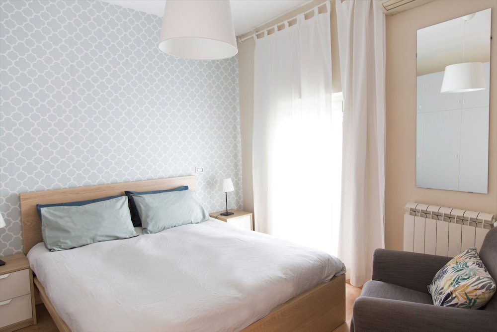 CITY, APARTMENT