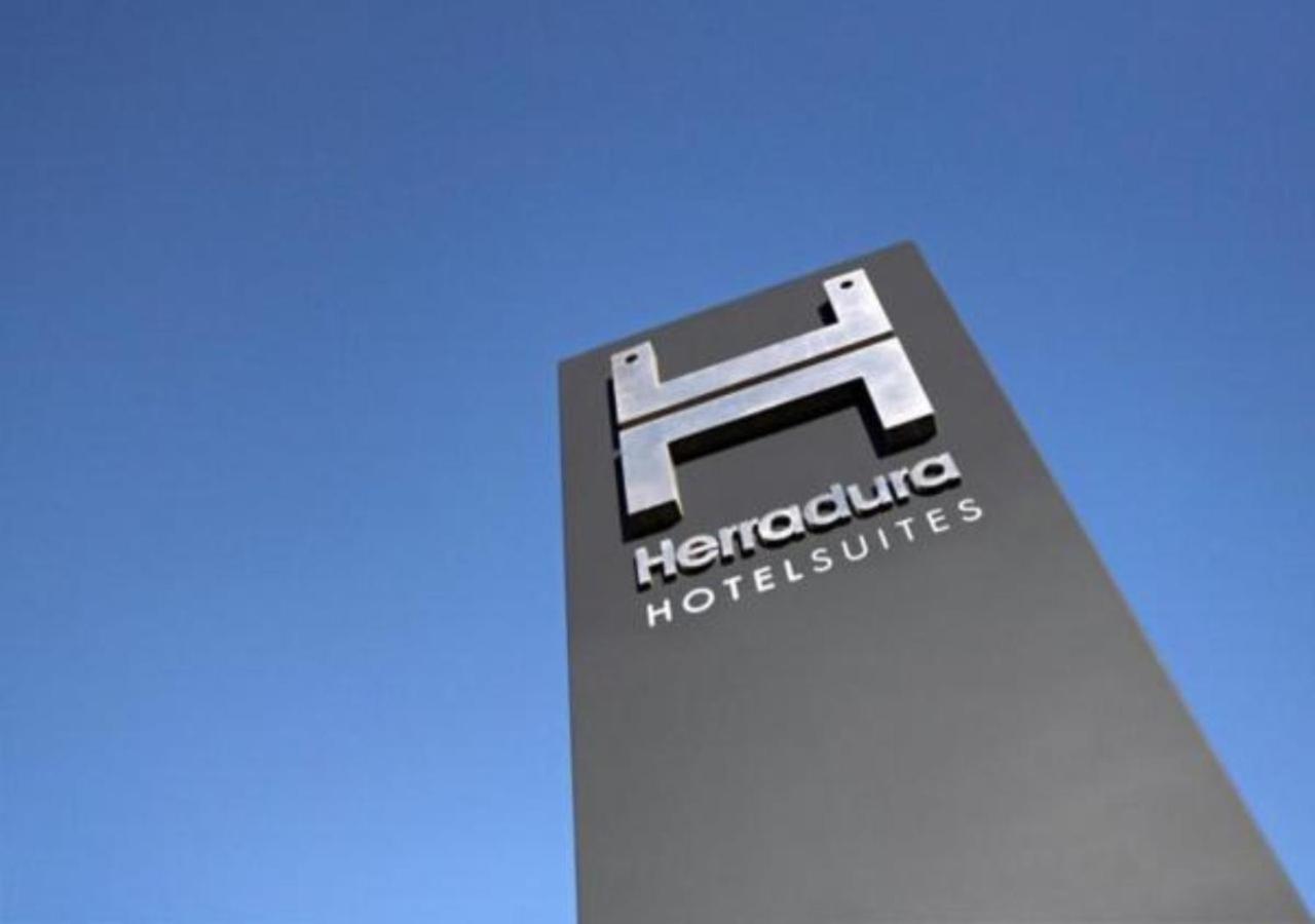 HERRADURA HOTEL SUITES 4/50