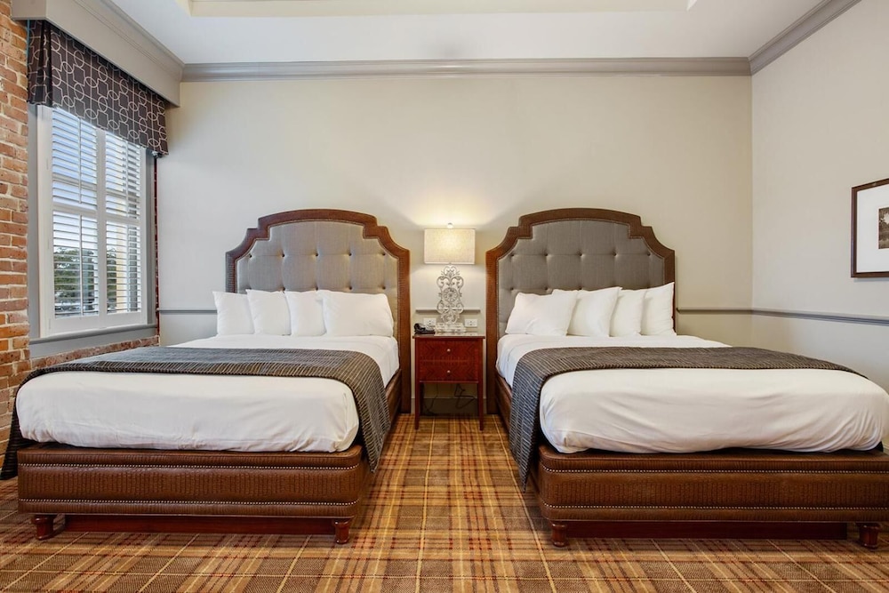 The Brakeman Hotel 12/27