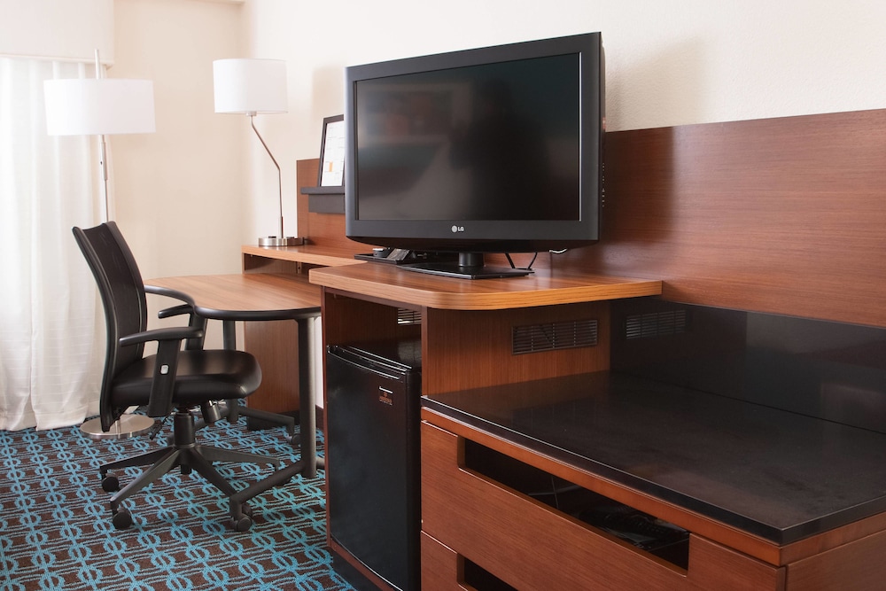 Fairfield Inn Charlotte Gastonia 33/38