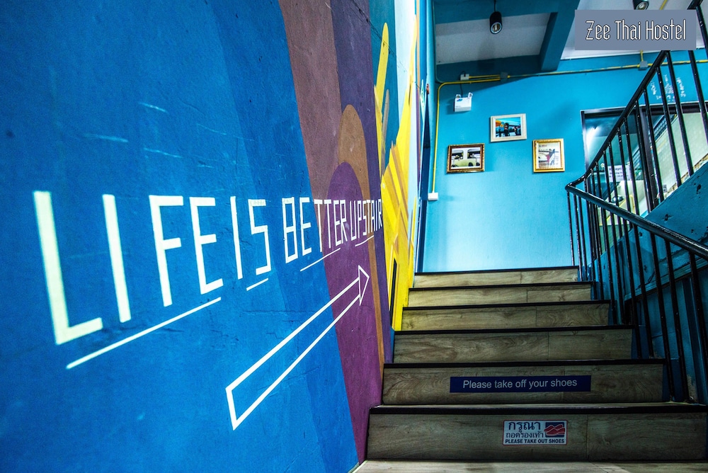 Zee Thai Hostel (Thaitone Hostel) 2/69