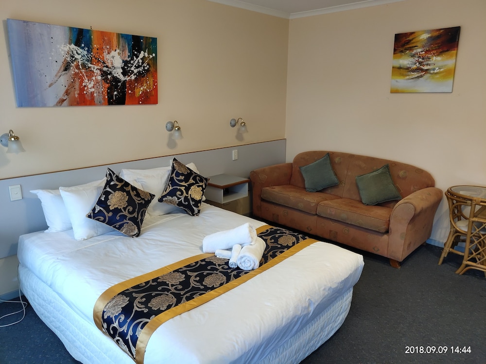 The Coachman Motel Units 19/71