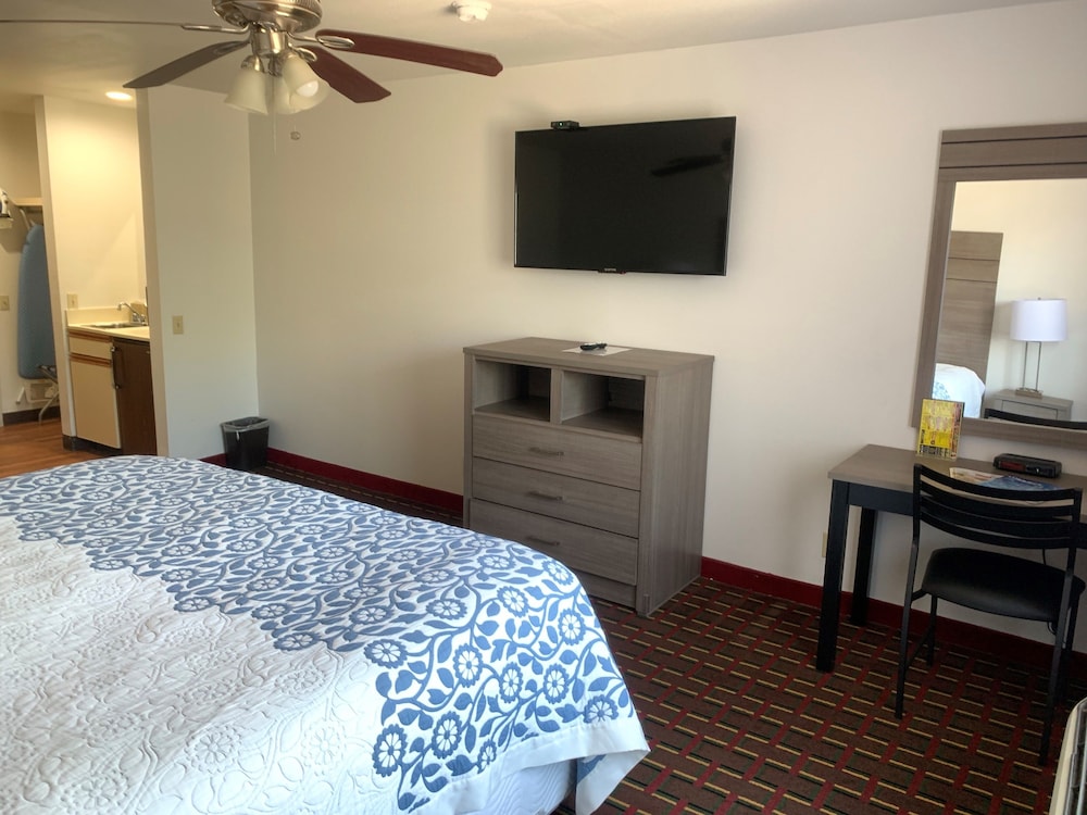 Guest House Inn Medical District near Texas Tech Univ 9/44