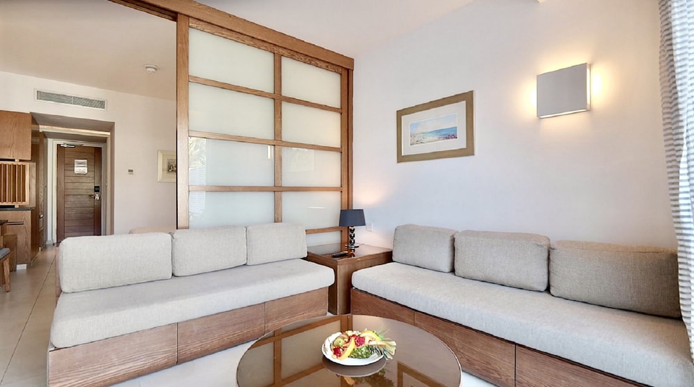 Sunrise Pearl Hotel & Spa 28/50