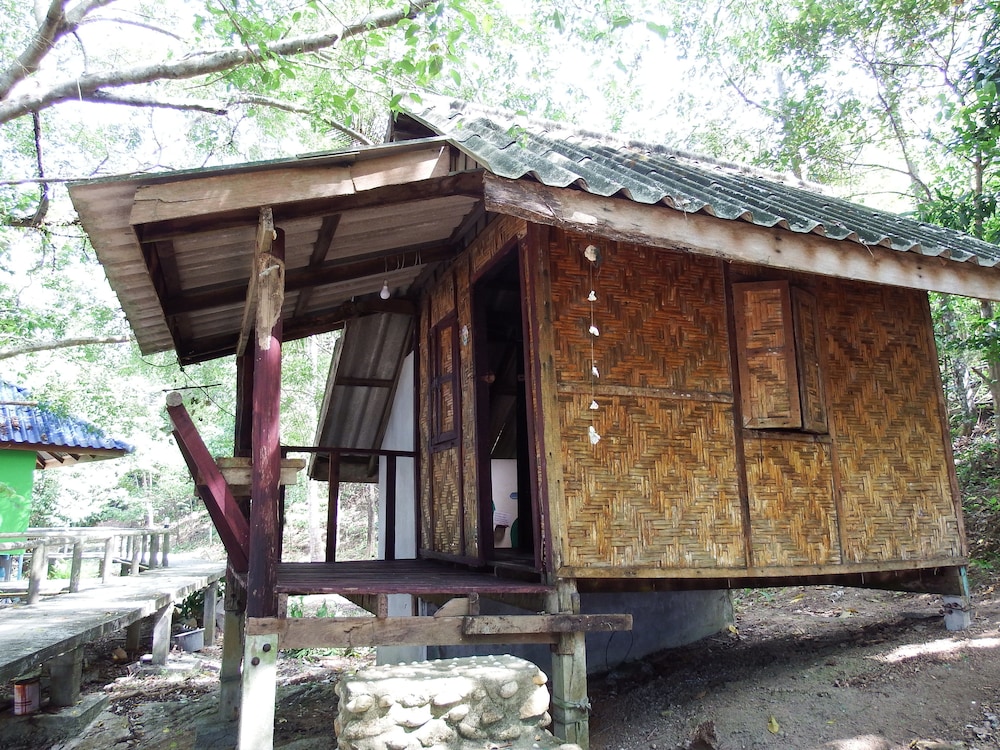 Koh Chang Resort Ranong 11/50