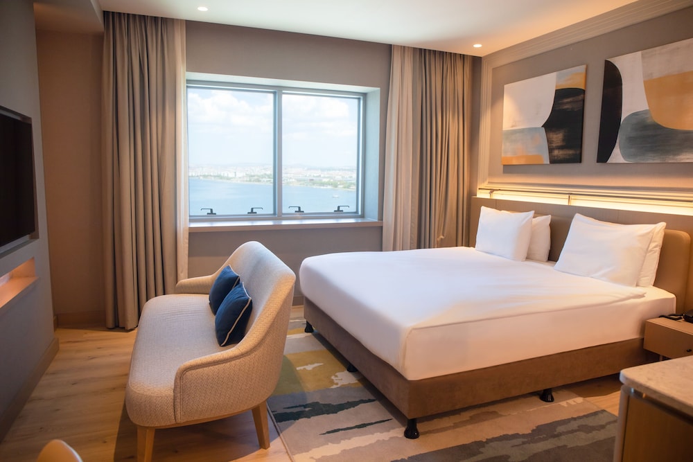 Deluxe, King Bed, Bosphorus View