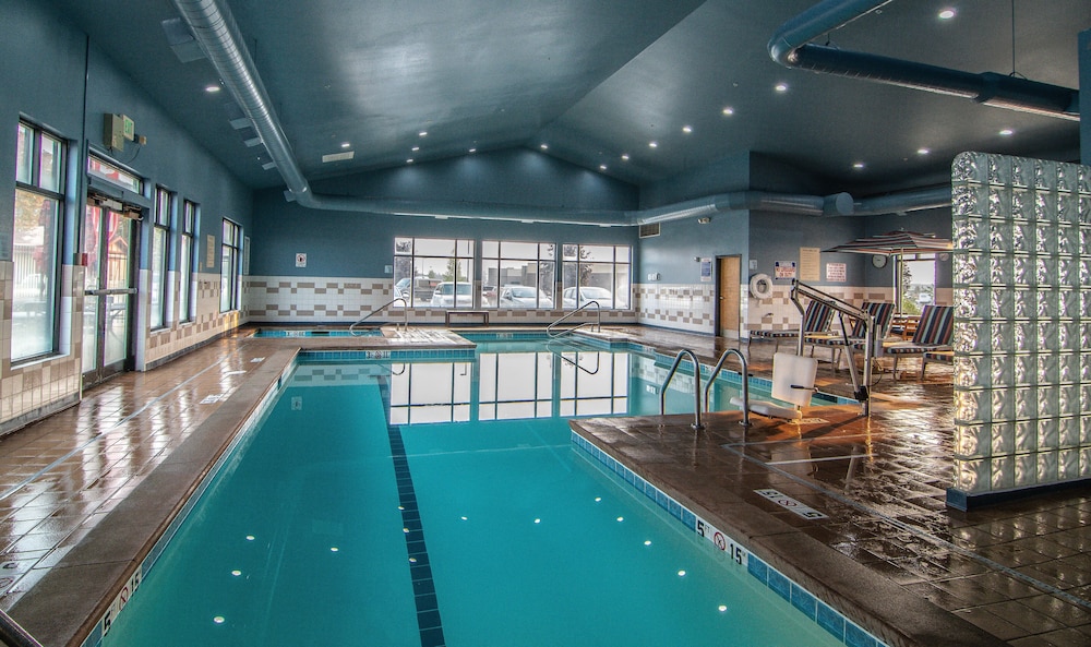 Holiday Inn Express Hotel & Suites Kalispell 45/77