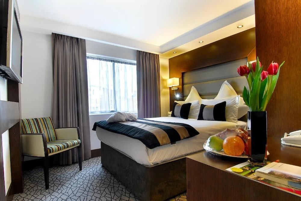 Park Grand London Kensington 3/28