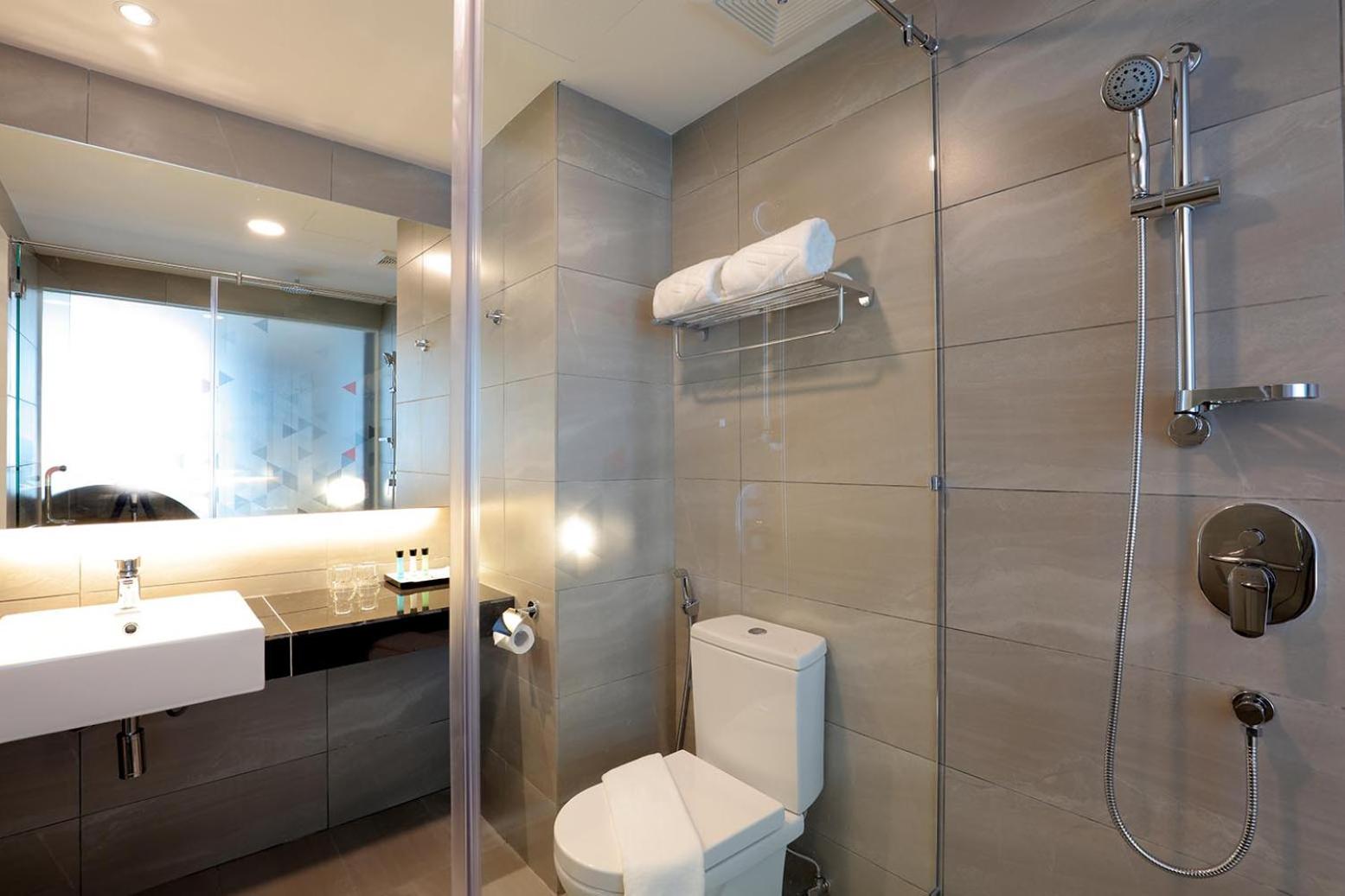 Gold, Suite، Amerin Hotel Johor Bahru 7/8