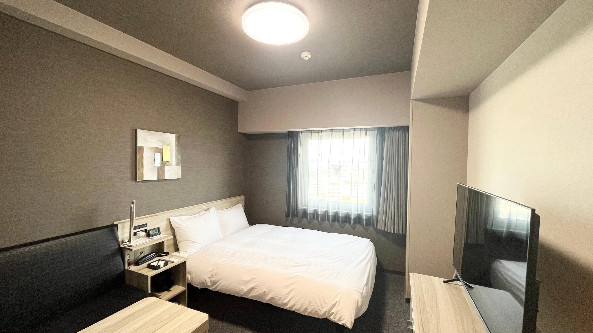 Semi Room, Standard, Semi Double Bed, Smoking