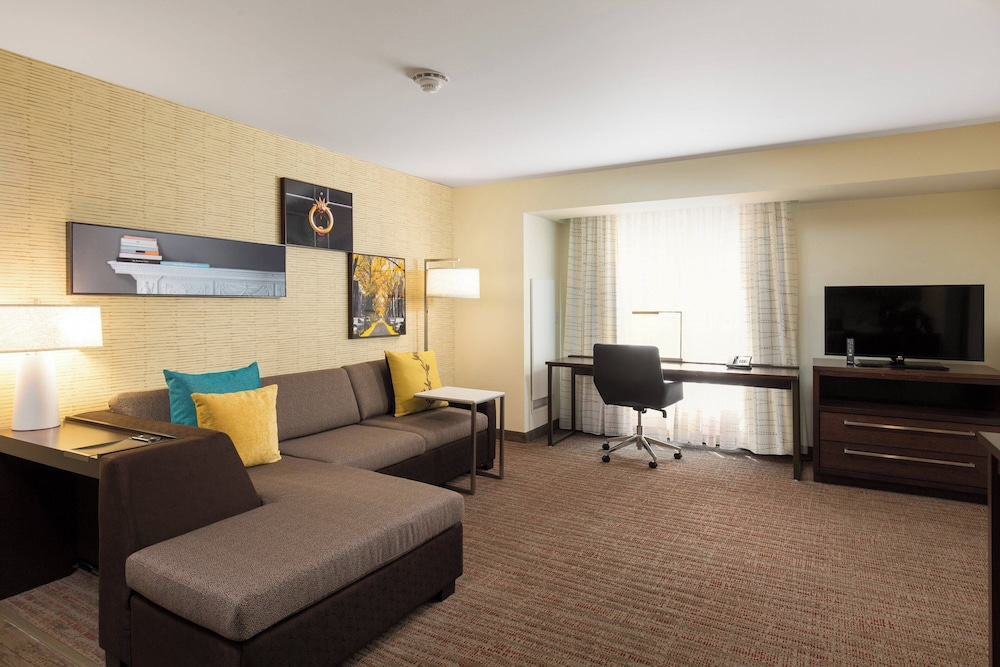 Residence Inn Denver Stapleton 32/53