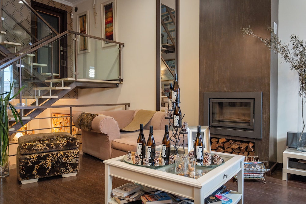 Opus One Luxury Guest House 32/50