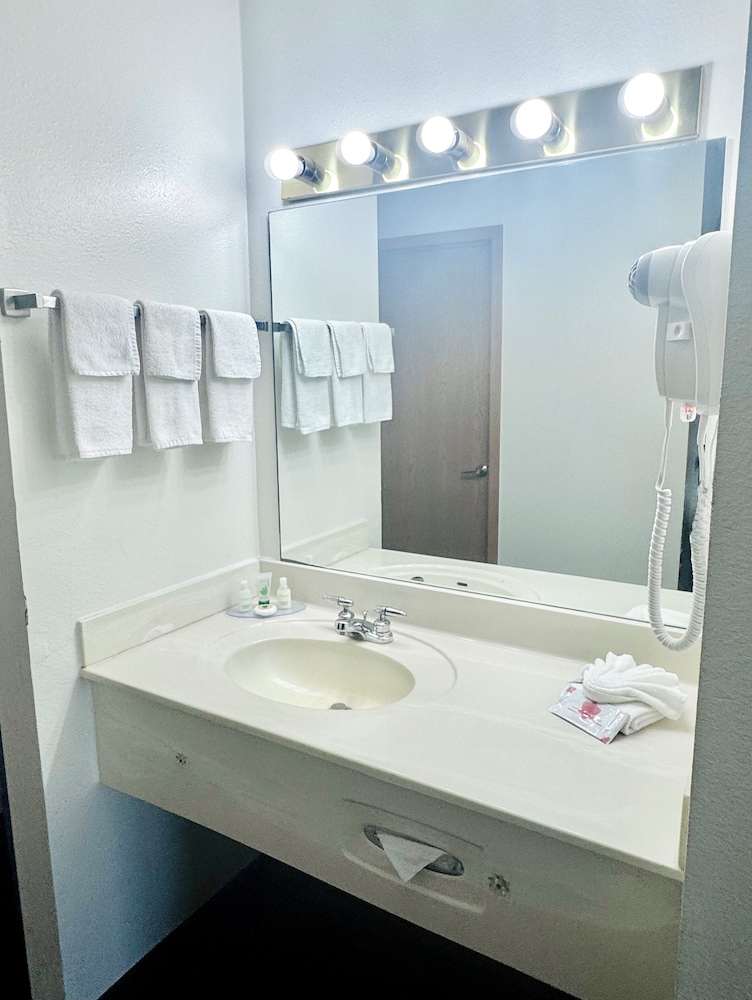 Scenic Hills Inn 47/55