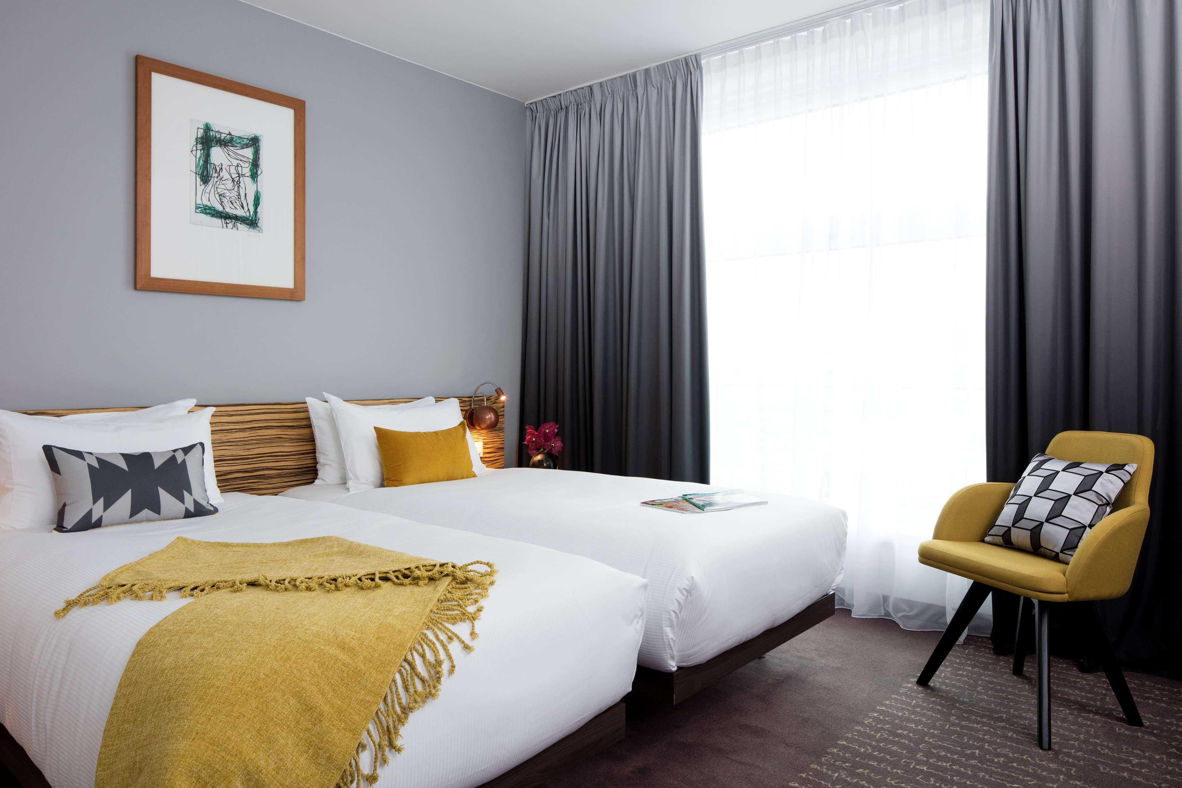Standard, Twin Beds