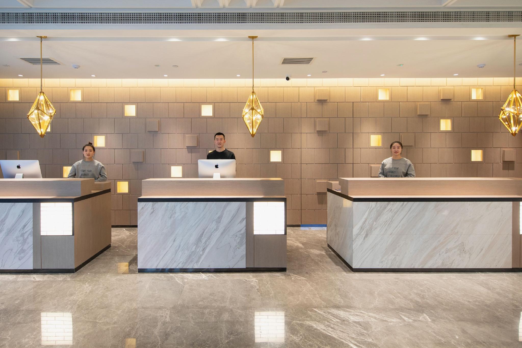 Atour Hotel (Datong Dongxin Plaza high speed railway station) 6/28