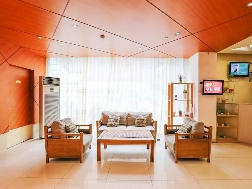 Jinjiang Inn Guangzhou Liwan Caihongqiao Metro Station 16/20