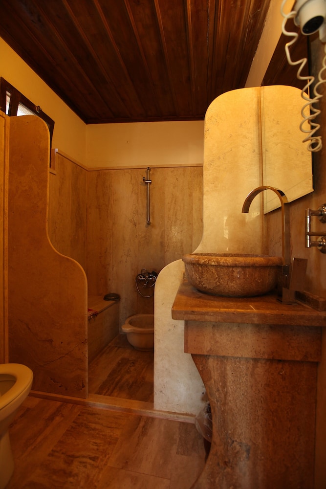 Kirkinca Houses & Boutique Hotel 47/73