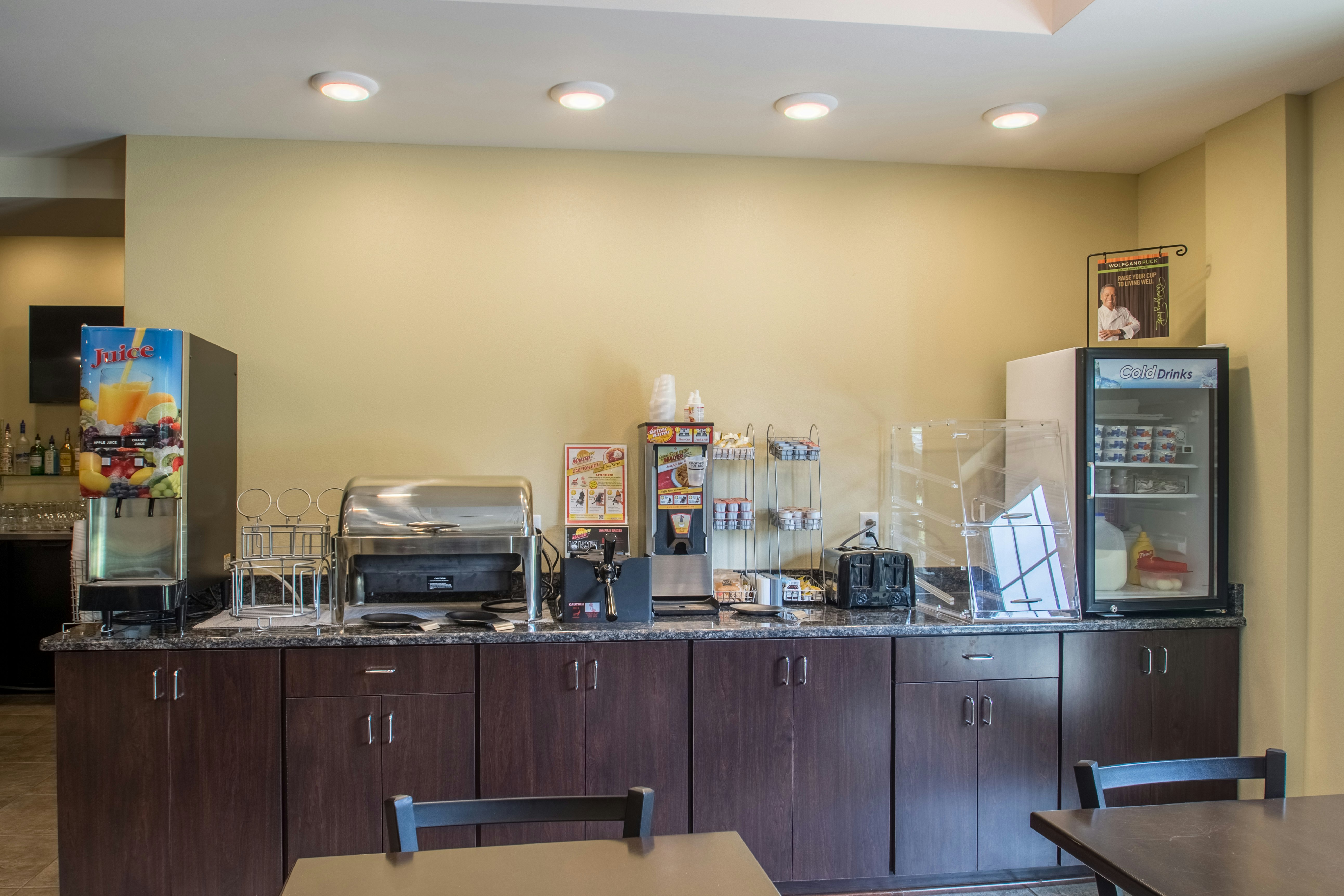 Cobblestone Inn & Suites - St. Mary S 25/57
