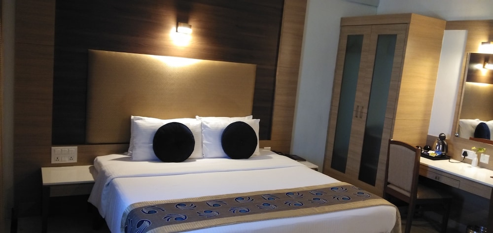 Hotel Jp Chennai Cmbt 15/47