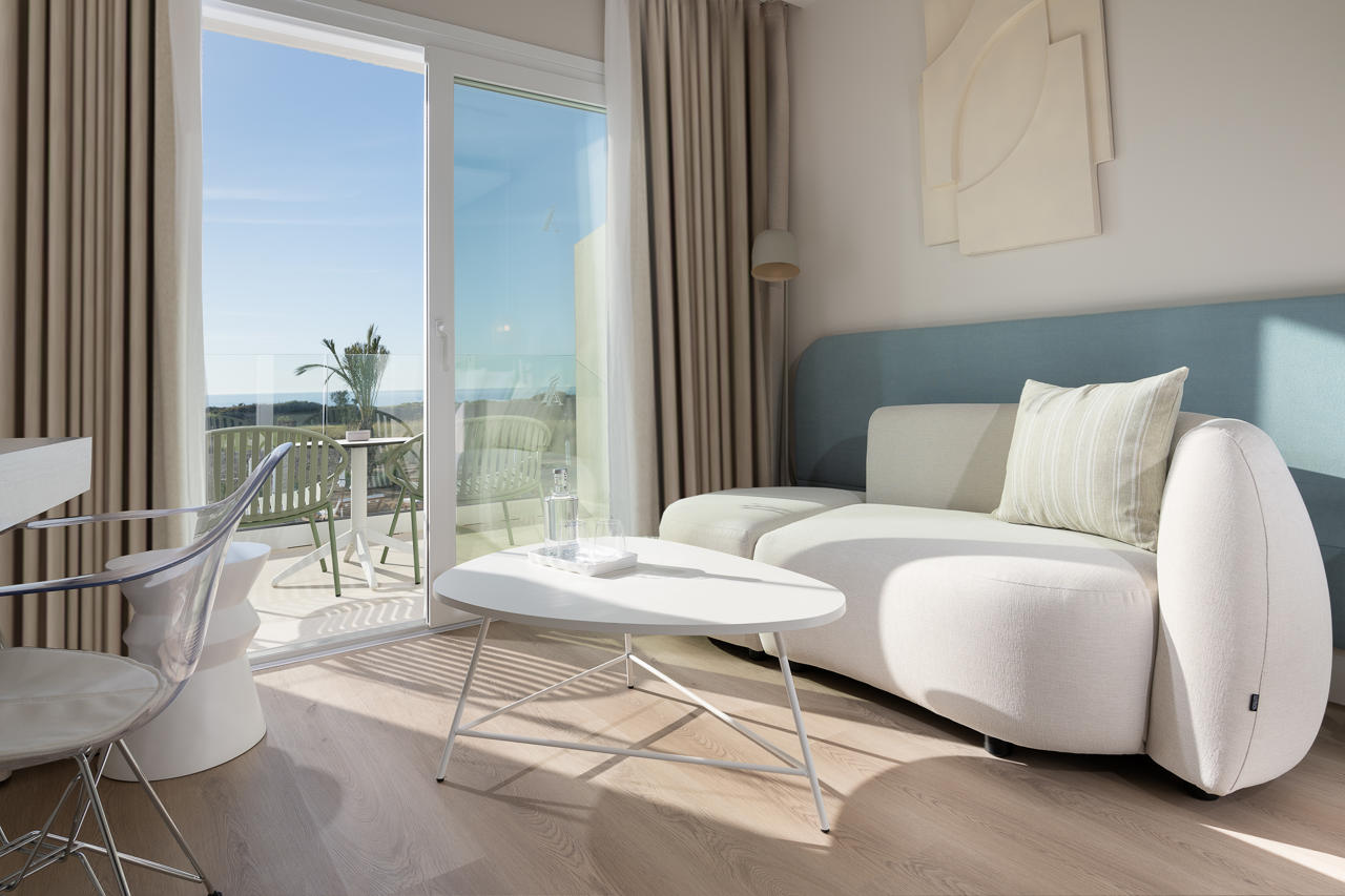 Amare Beach Hotel Sancti Petri 75/111