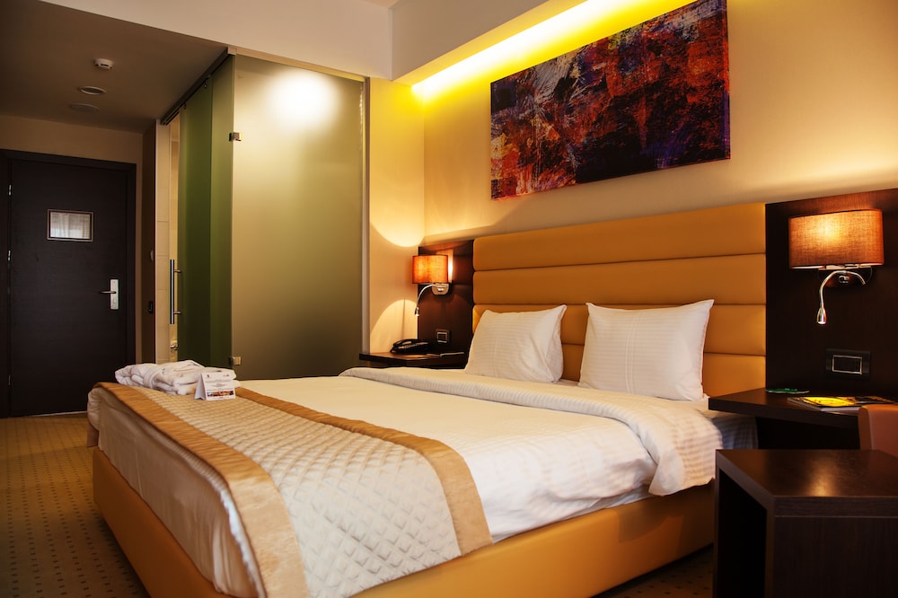 1 BEDROOM, LUXURY, DOUBLE BED