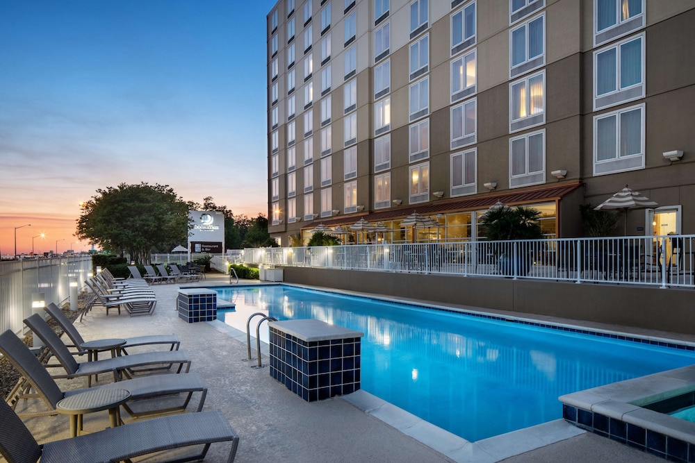 Doubletree By Hilton Hotel Biloxi in BILOXI - MS