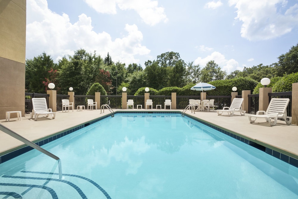 Sleep Inn Fort Mill near Carowinds Blvd. 2/46