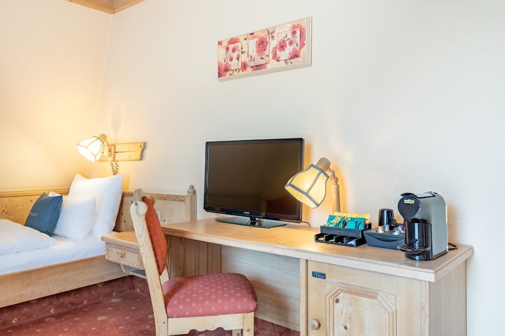 Hotel Elisenhof 96/99