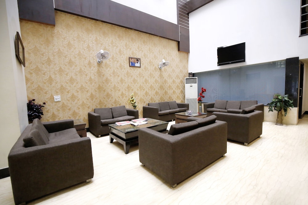 HOTEL PARADISE INN 17/26