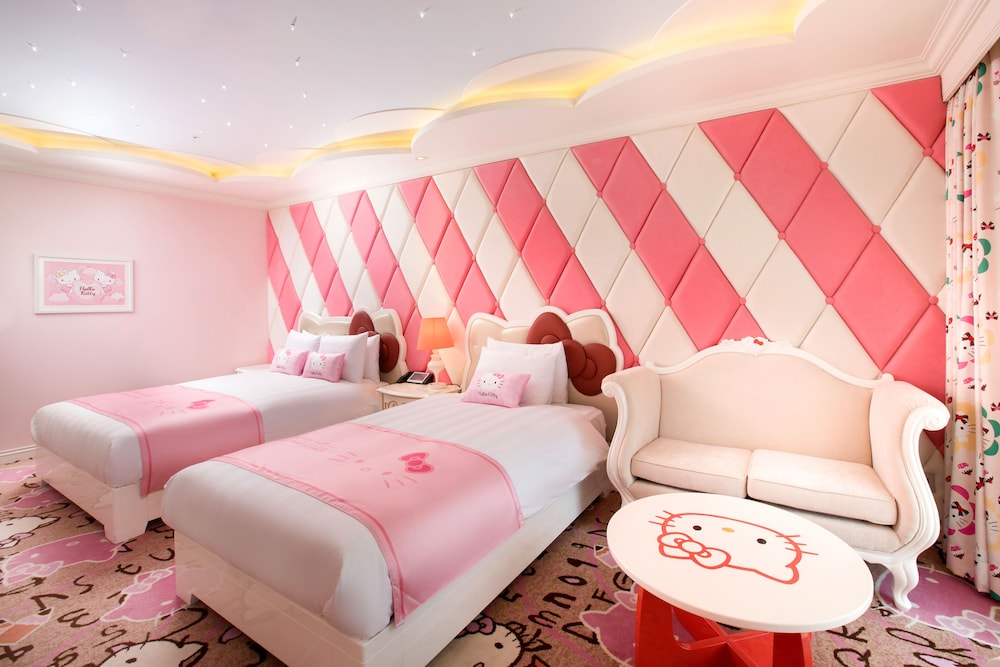 Hello Kitty, Family, Twin Beds, 1 Double and 1 Single Bed
