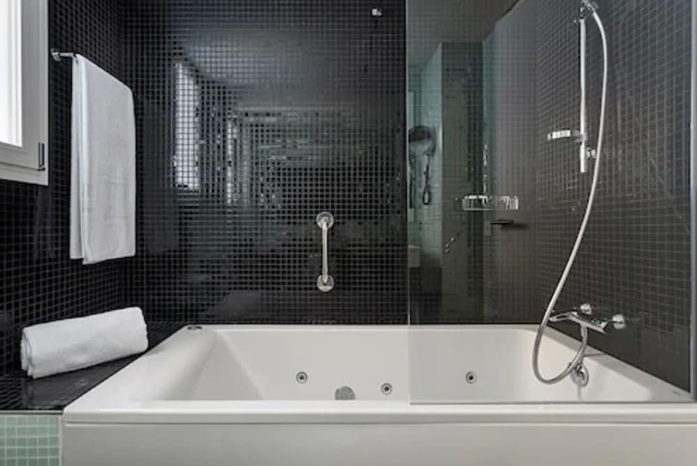 Dorma Plaza Catalunya 23/68