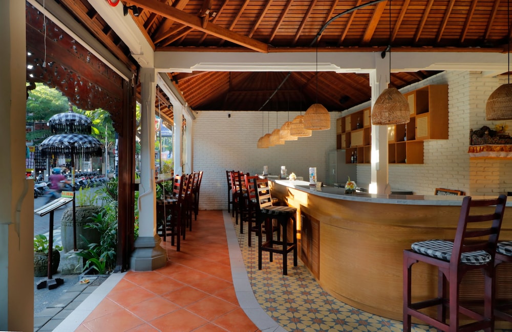 Adi Dharma Hotel Legian 32/50