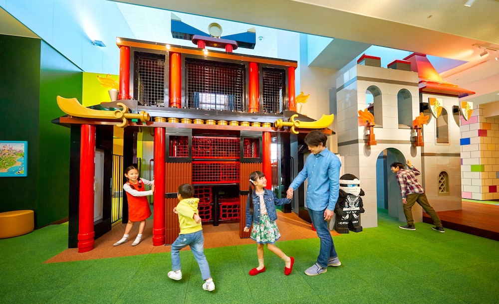 Legoland Japan Hotel 62/68