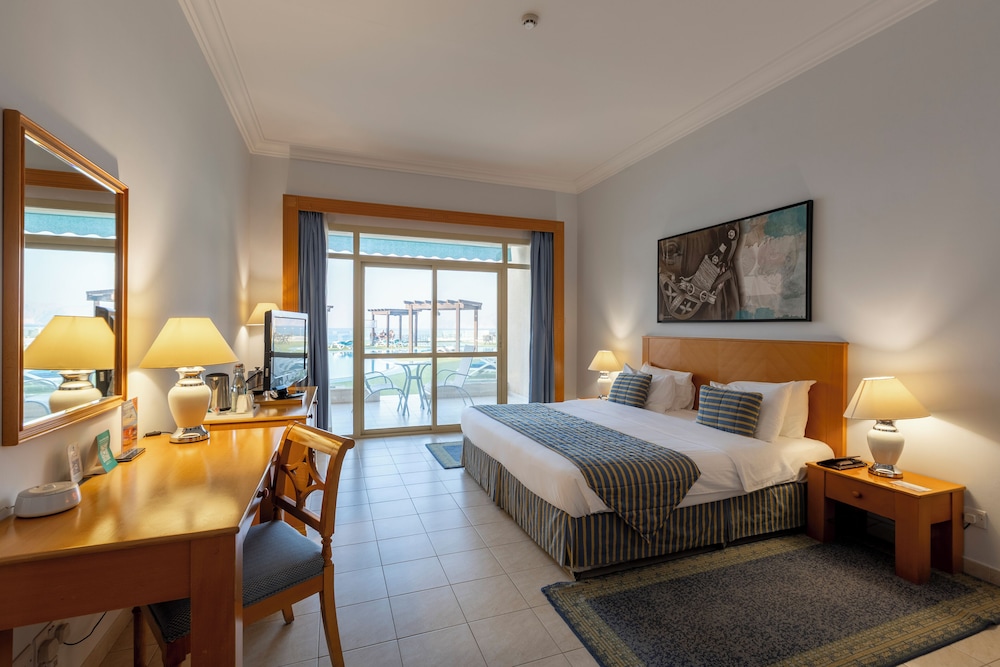 Azimut Hotel Khasab 9/42