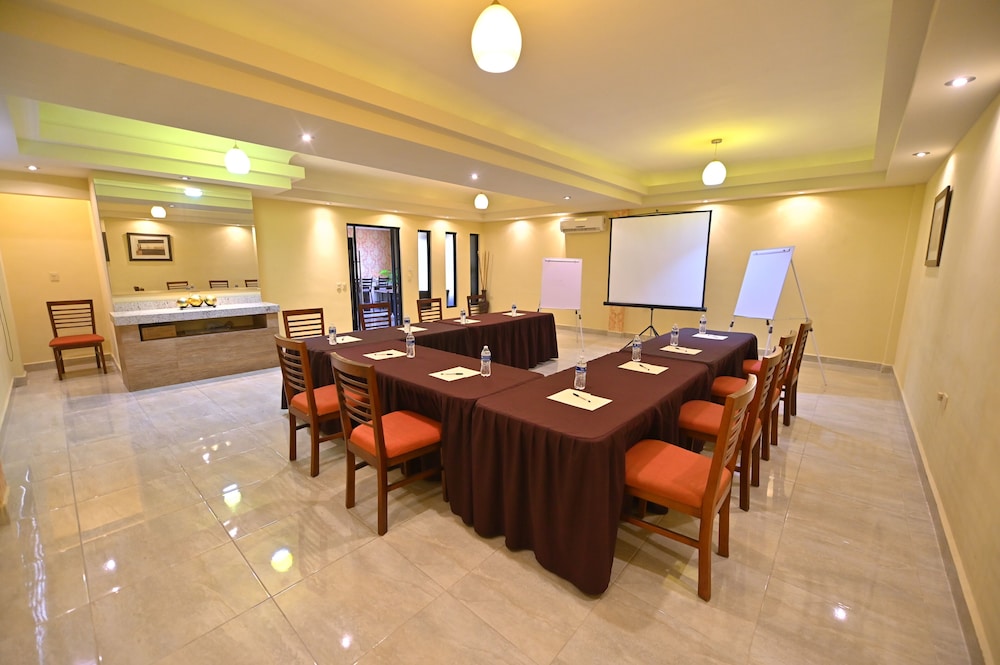 Hotel San Ignacio Inn 31/40