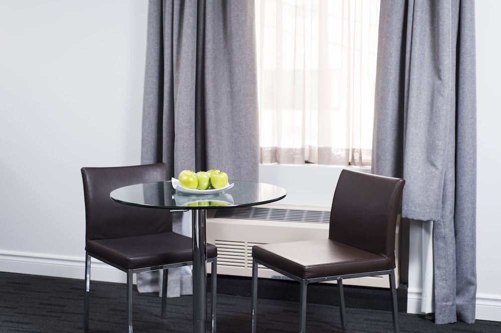 Hotel Albert Rouyn-Noranda 42/43