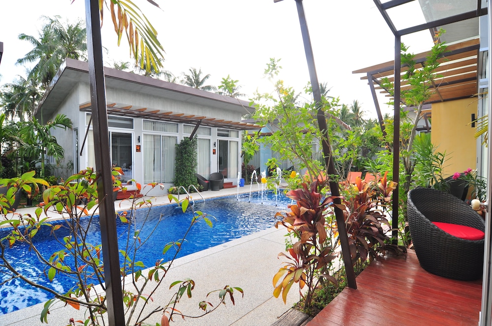PHU NANA BOUTIQUE HOTEL 40/50