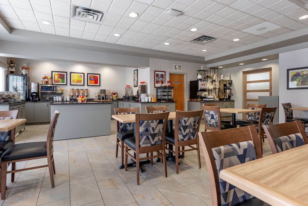 restaurant cafeteria