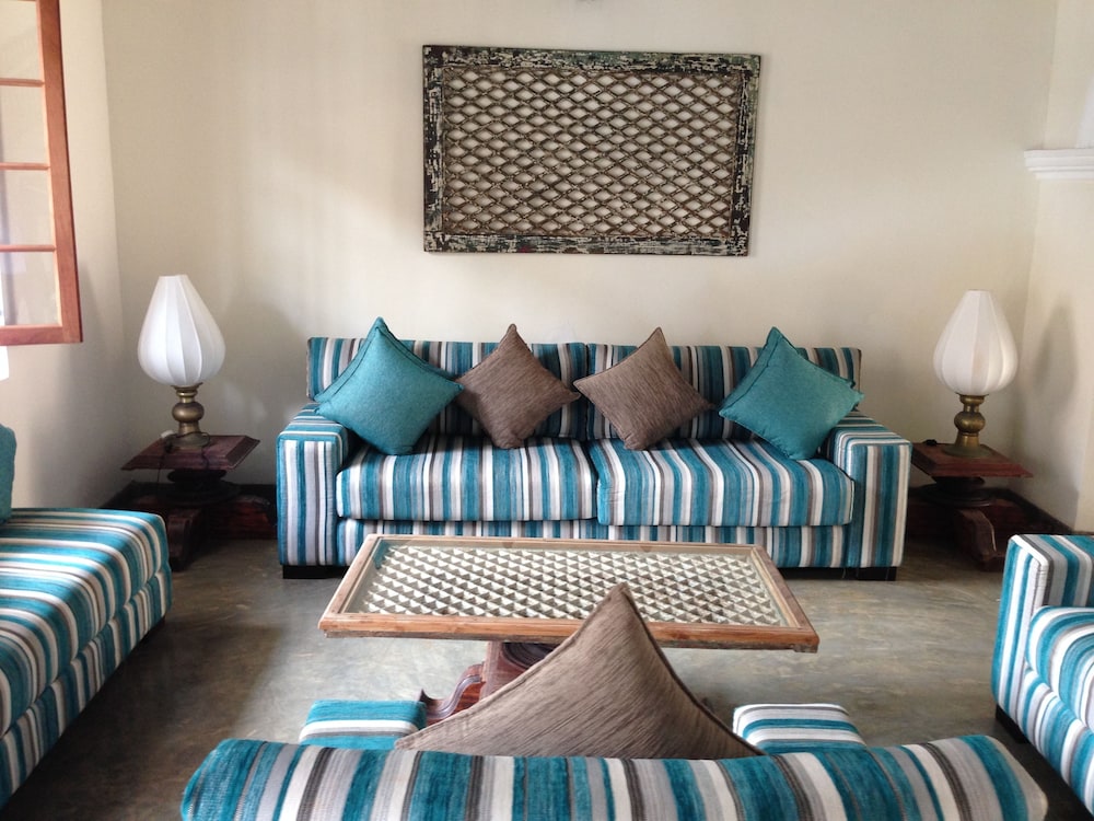 Khalids Guest House Galle 22/40
