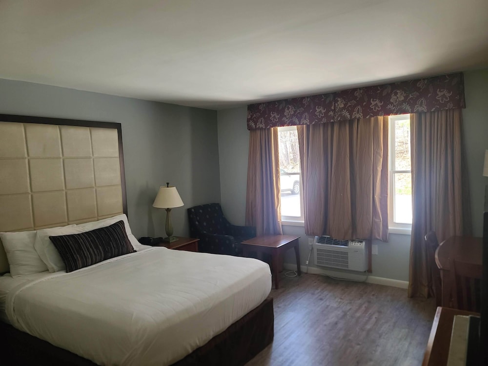 Econo Lodge Inn & Suites Tilton 6/38