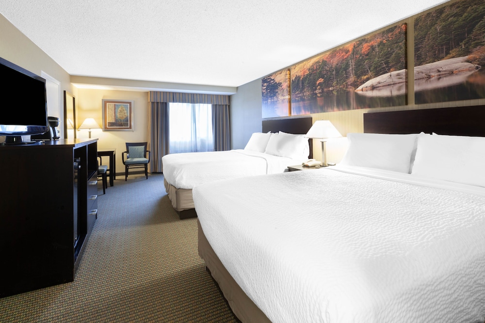Days Inn by Wyndham Plattsburgh 12/37