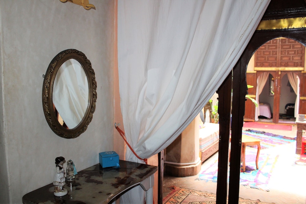 Riad Al Amine 9/30